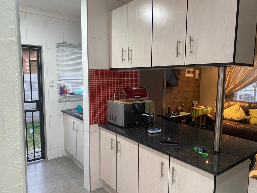 3 Bedroom Property for Sale in Waterval East North West